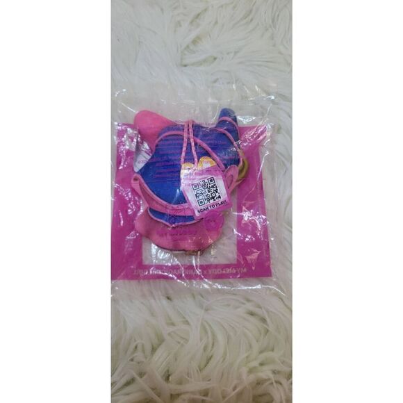 My Melody Dark Magician Girl #3 x Hello Kitty Toy - Picture 2 of 4